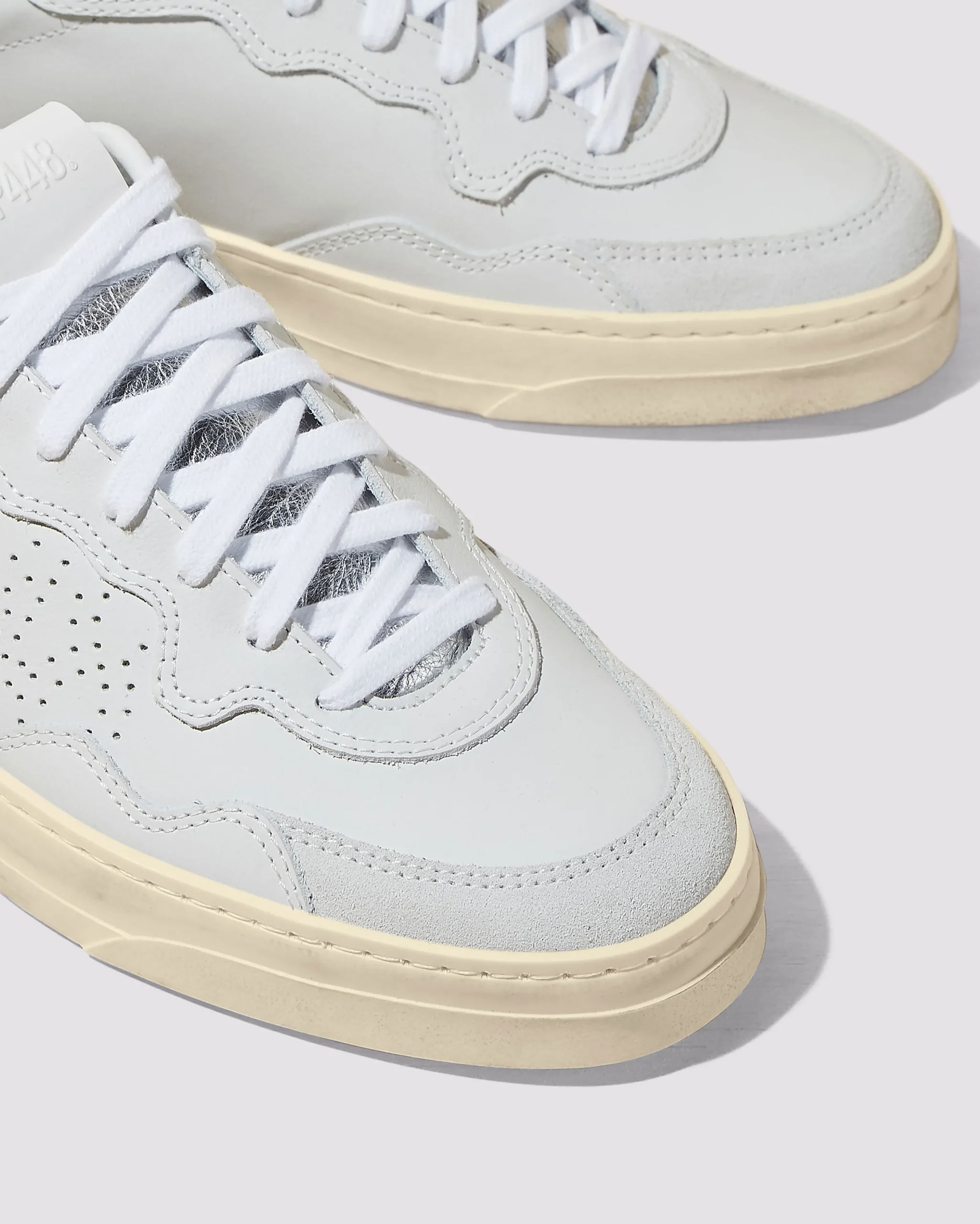 Women P448 Low Tops>Bali Metallico