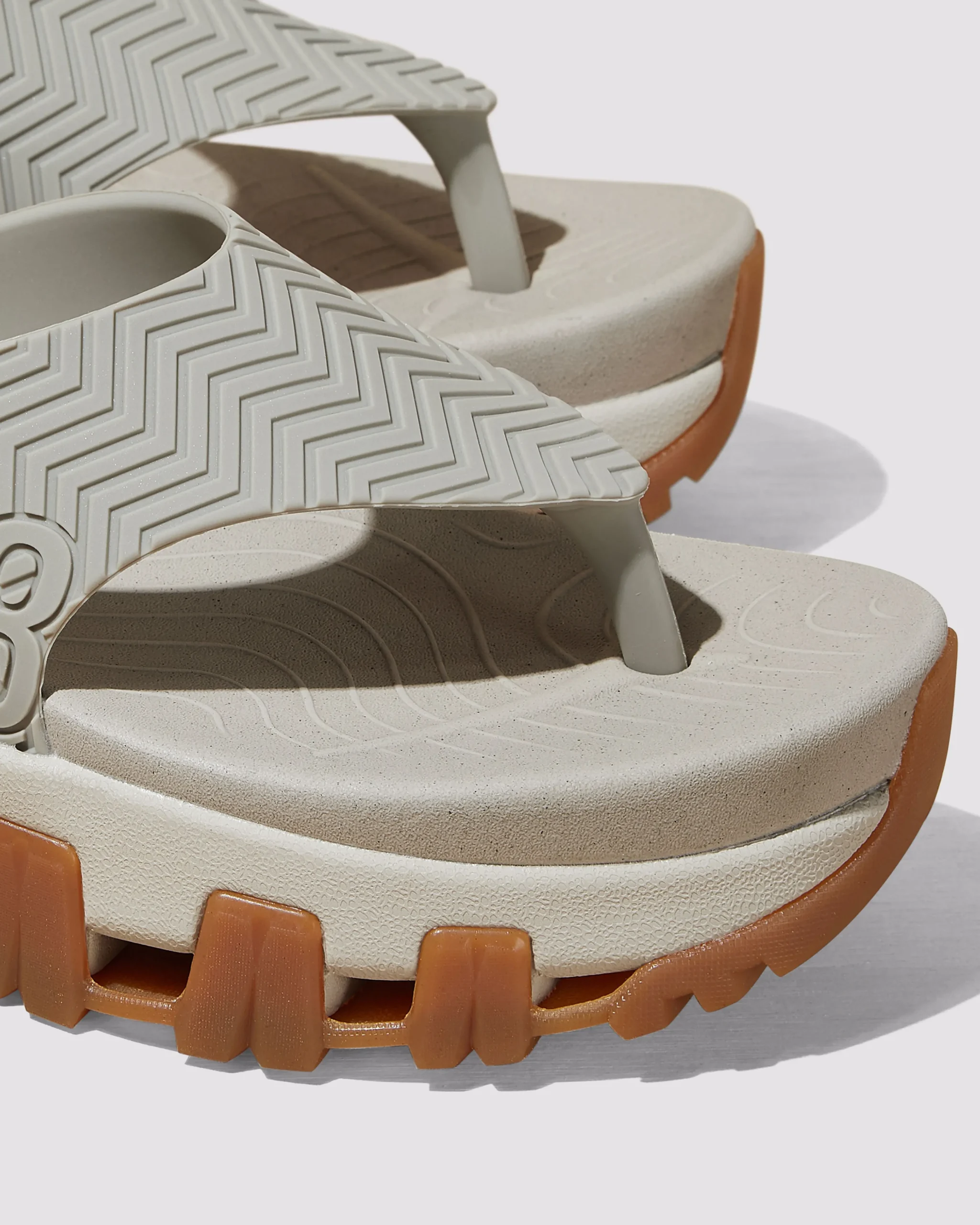 Women P448 Low Tops>Bondi Coffee