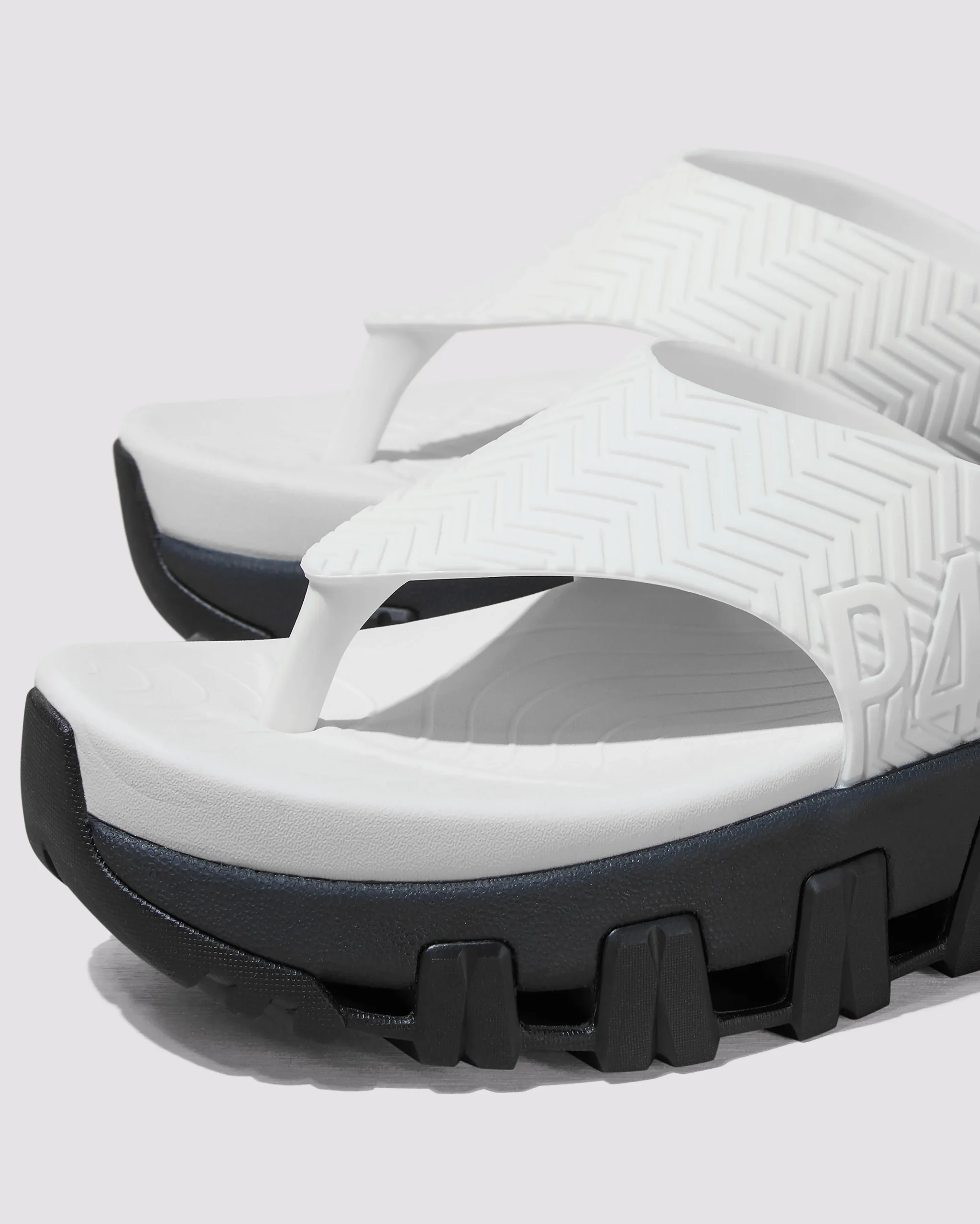 Women P448 Low Tops>Bondi Gesso