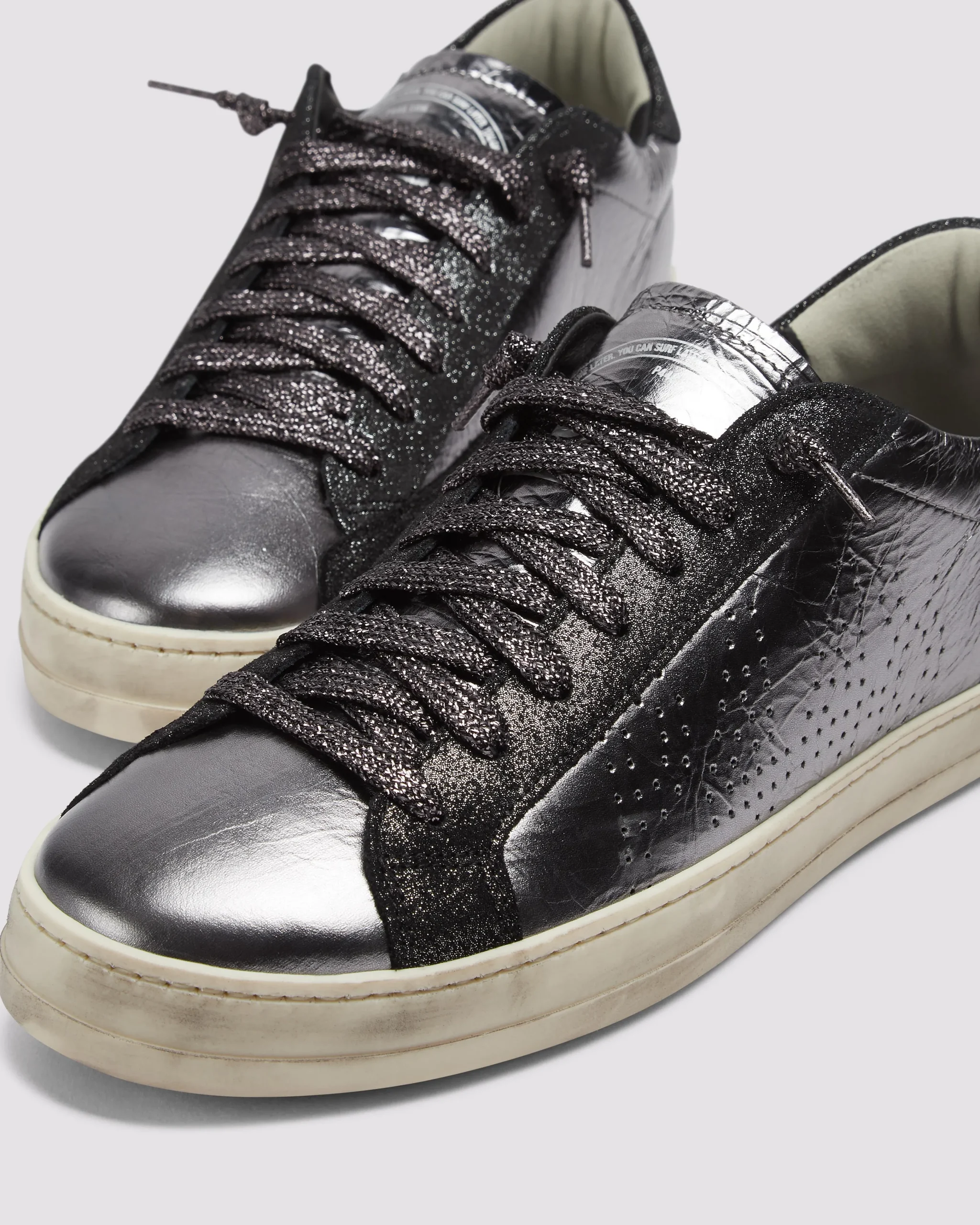 Women P448 Low Tops>John Cosmic