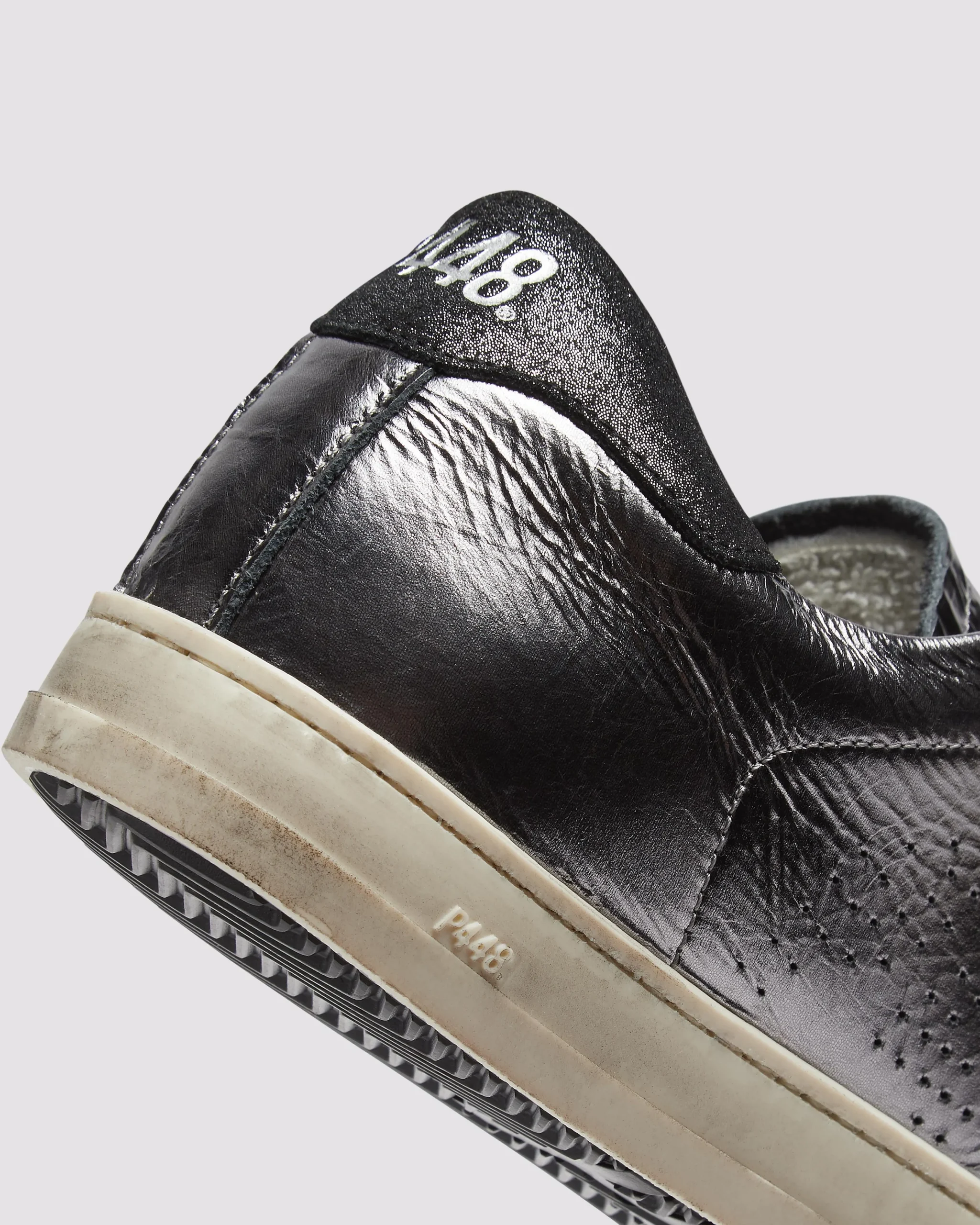 Women P448 Low Tops>John Cosmic