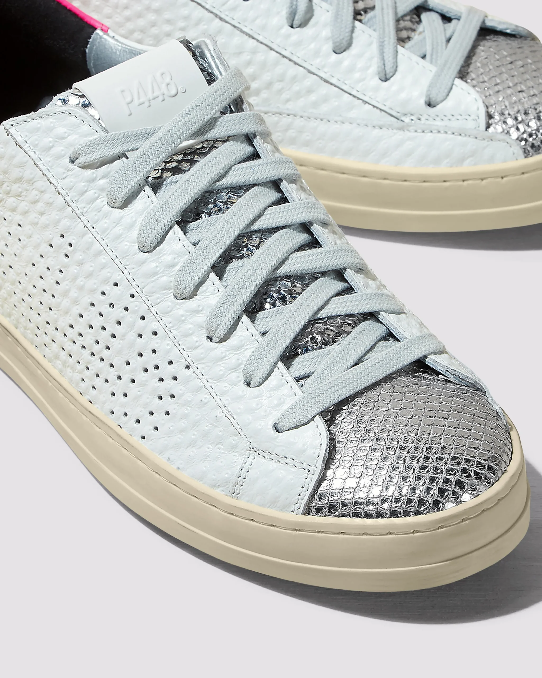 Women P448 Low Tops>John Peakary