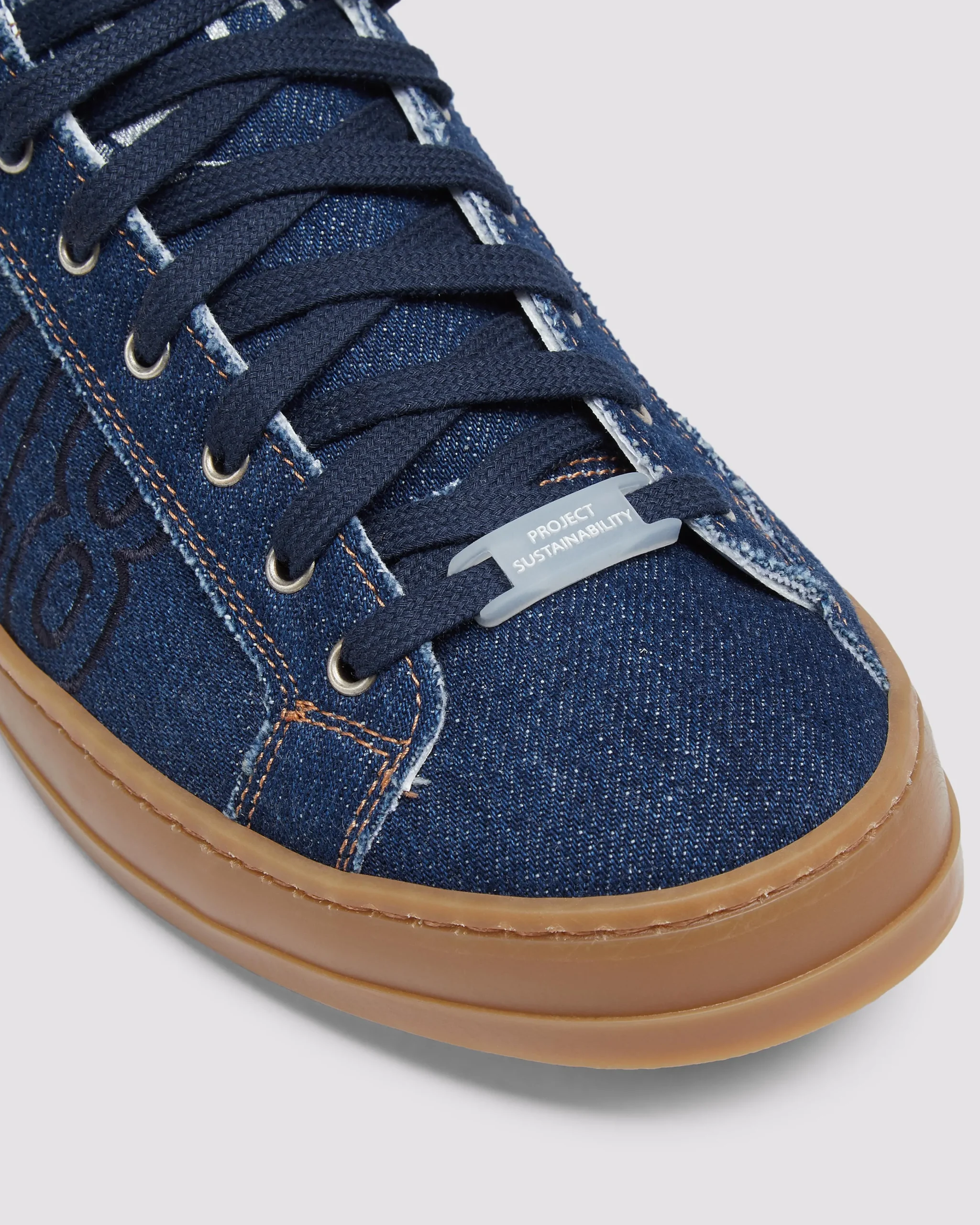 Women P448 Low Tops>John Recycled Jeans
