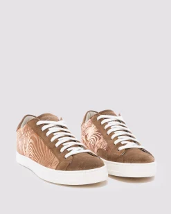 Women P448 Low Tops><noscript><img width=
